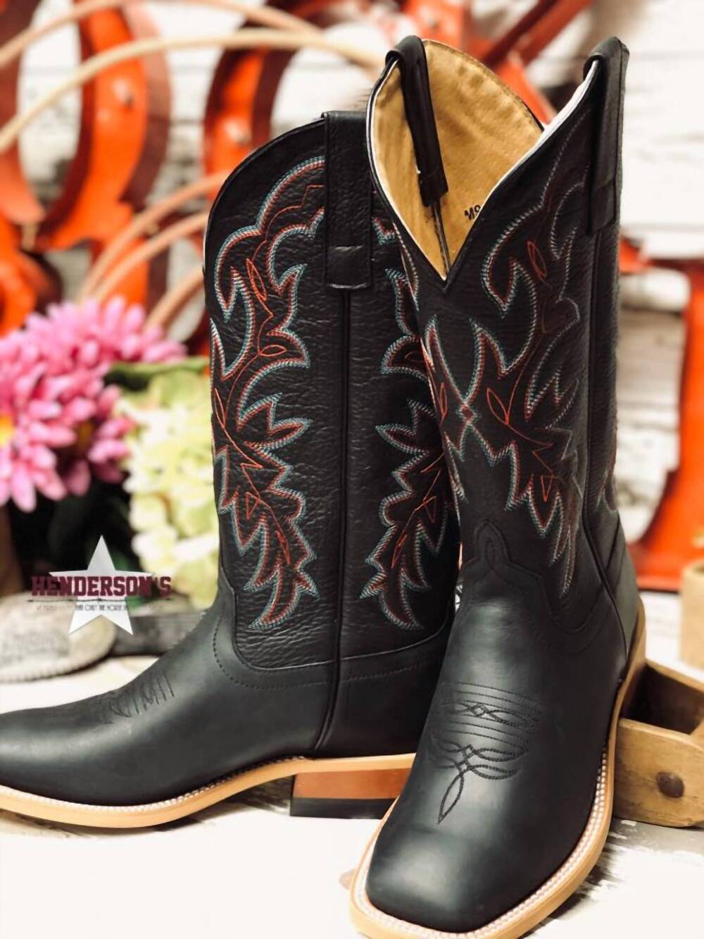NEW MACIE BEAN women's magic boots in black